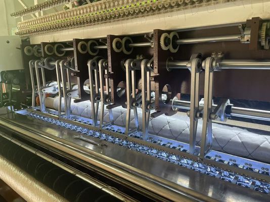 1400RPM1.7m コンピュータ化回転フック 多針クイールティングマシン