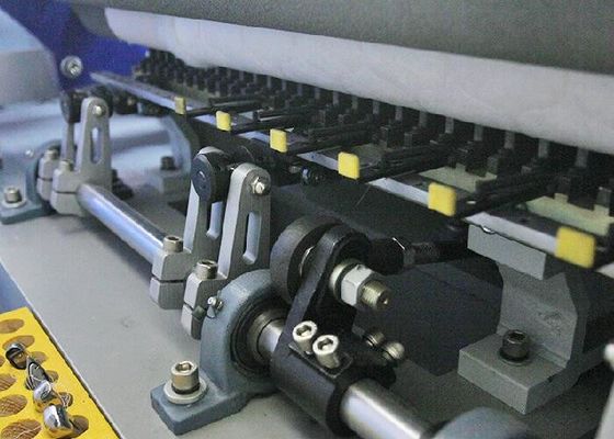 マルチニードル 1000r/min 96 インチ マルチニードル クイルト 敷き布団を作る機械